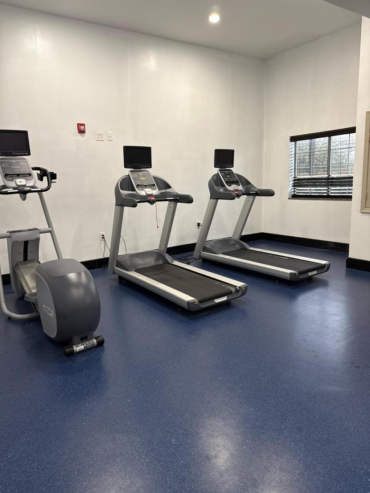 Fairfield Inn And Suites By Marriott North Spring Exteriör bild